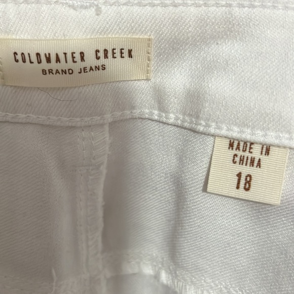 Coldwater Creek white 5 pocket denim jeans - Picture 3 of 3